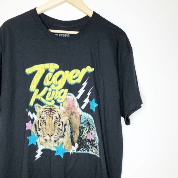JOE EXOTIC TIGER KING Graphic Oversized Tee  - Picture 2 of 7